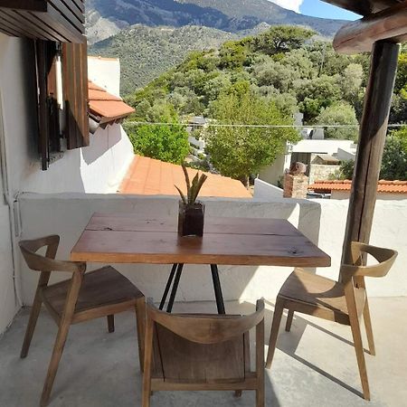 Monastery Estate Guesthouse Sougia Bagian luar foto