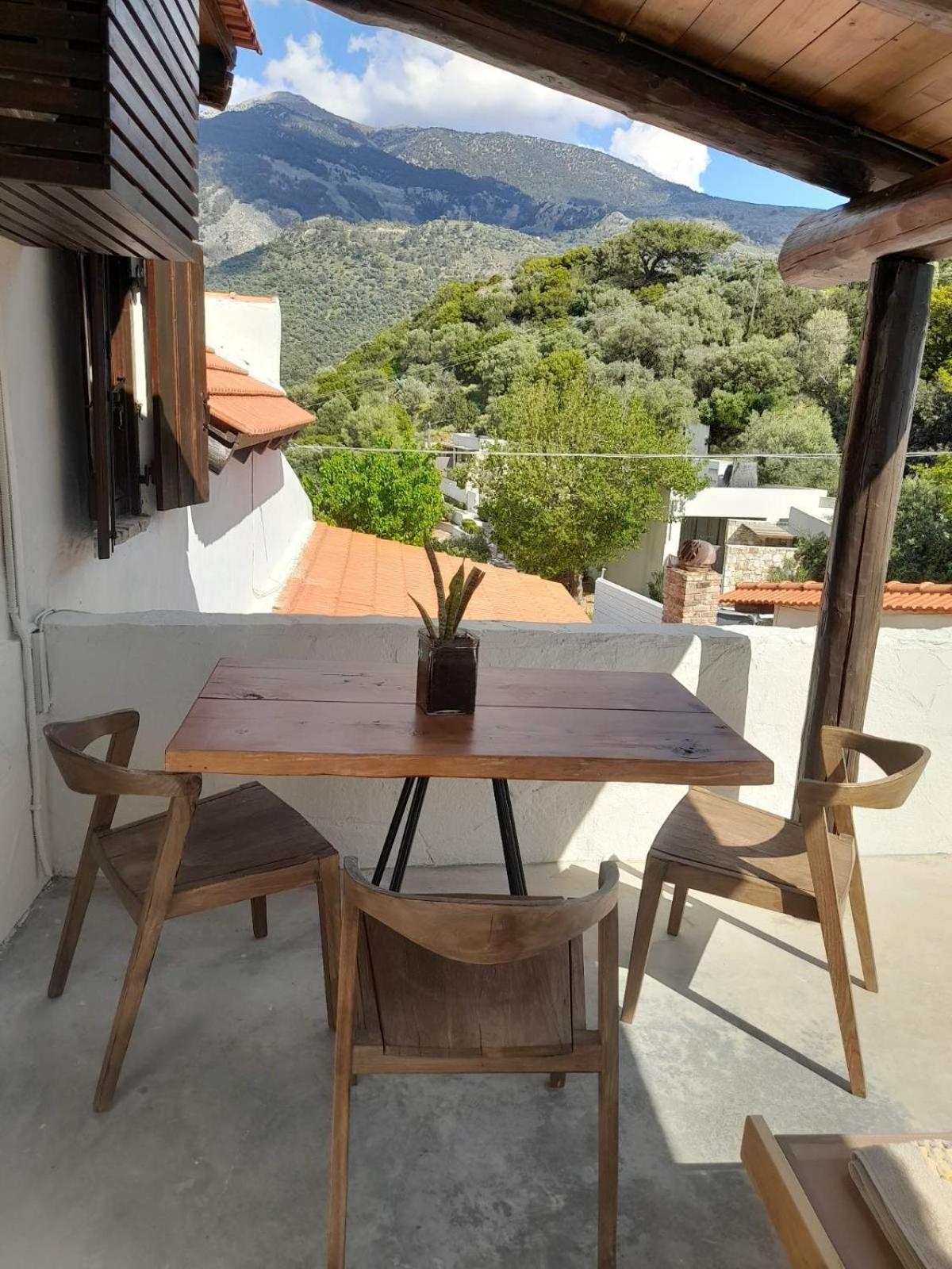 Monastery Estate Guesthouse Sougia Bagian luar foto